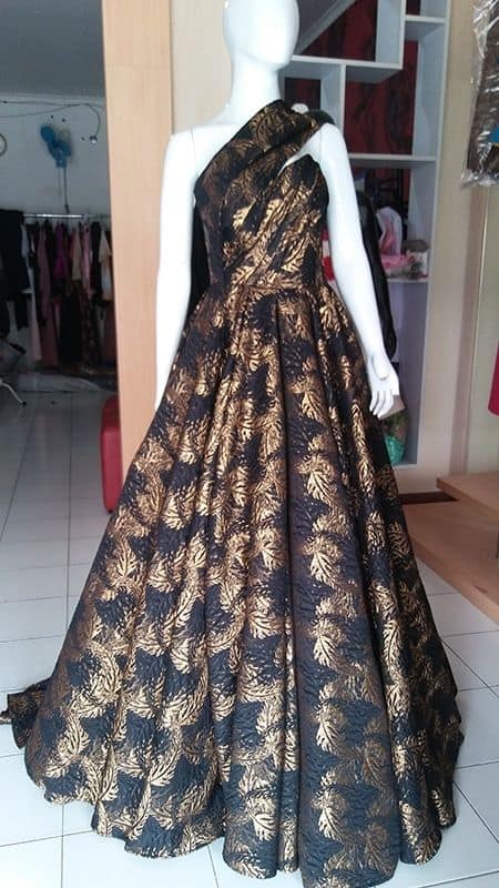 Gown Blackish Gold